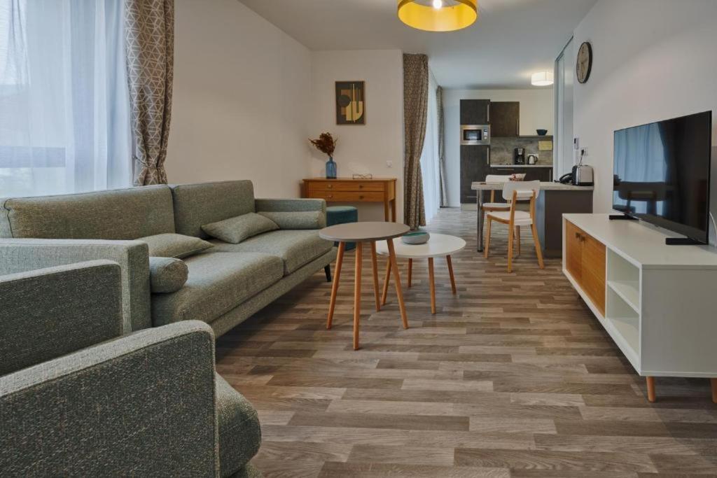 Aparthotel Domitys Le 225 Levallois-Perret Esterno foto